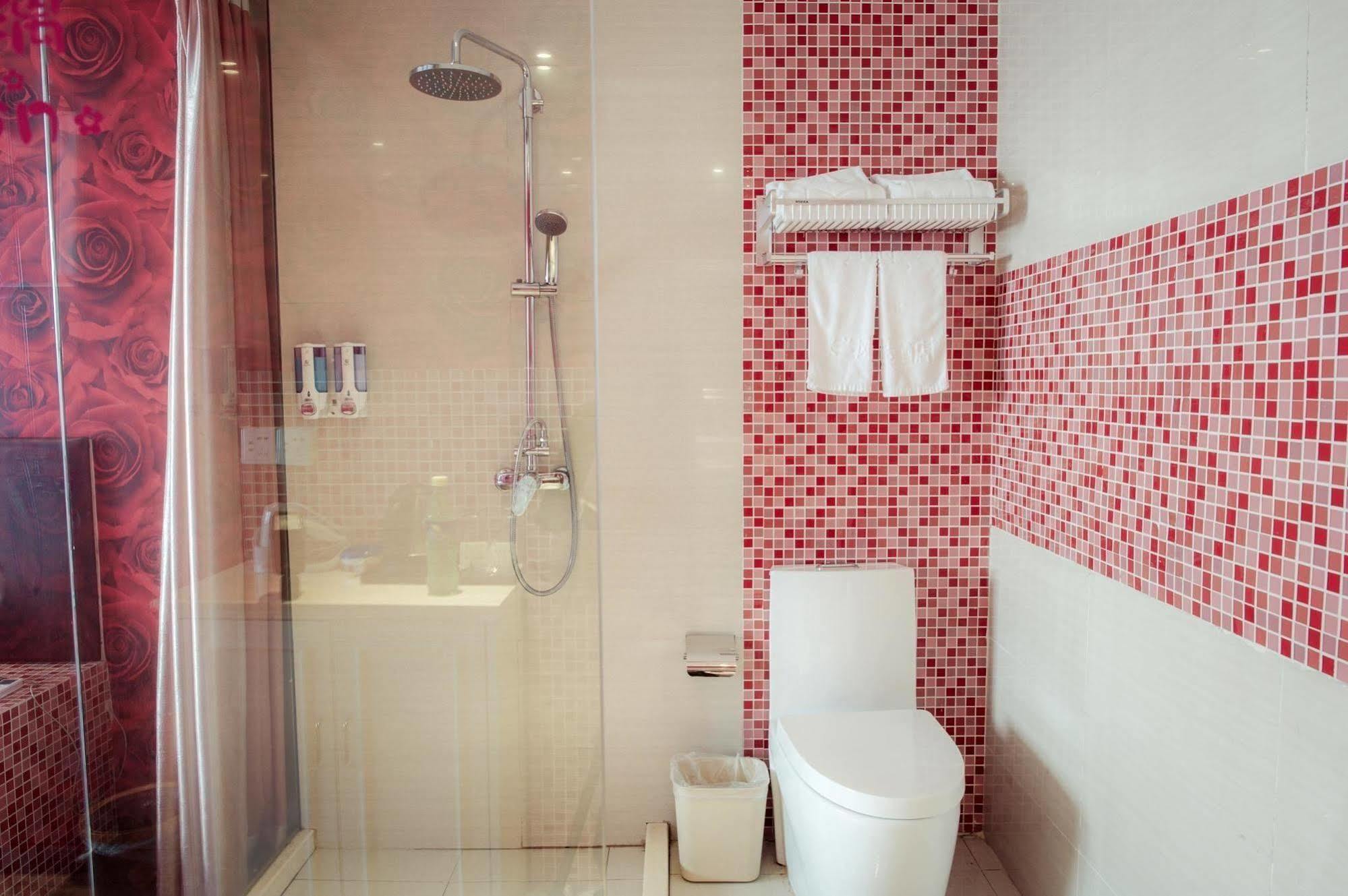 Milan Fashion Hotel Deqing Exterior foto